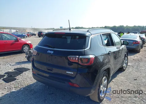 2018 Jeep Compass Latitude Fwd из США, поврежденный, VIN 3C4NJCBB8JT186300